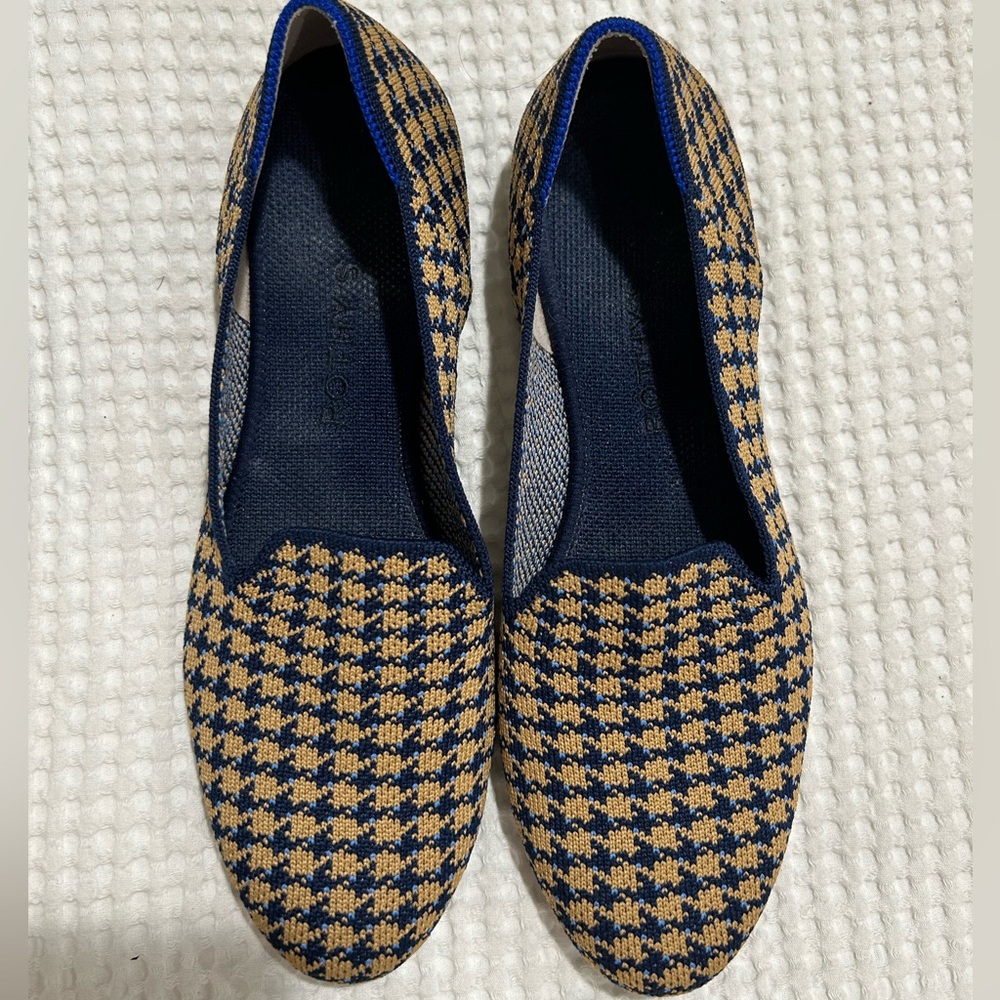 EUC Rothy’s flats size 8 discontinued pattern